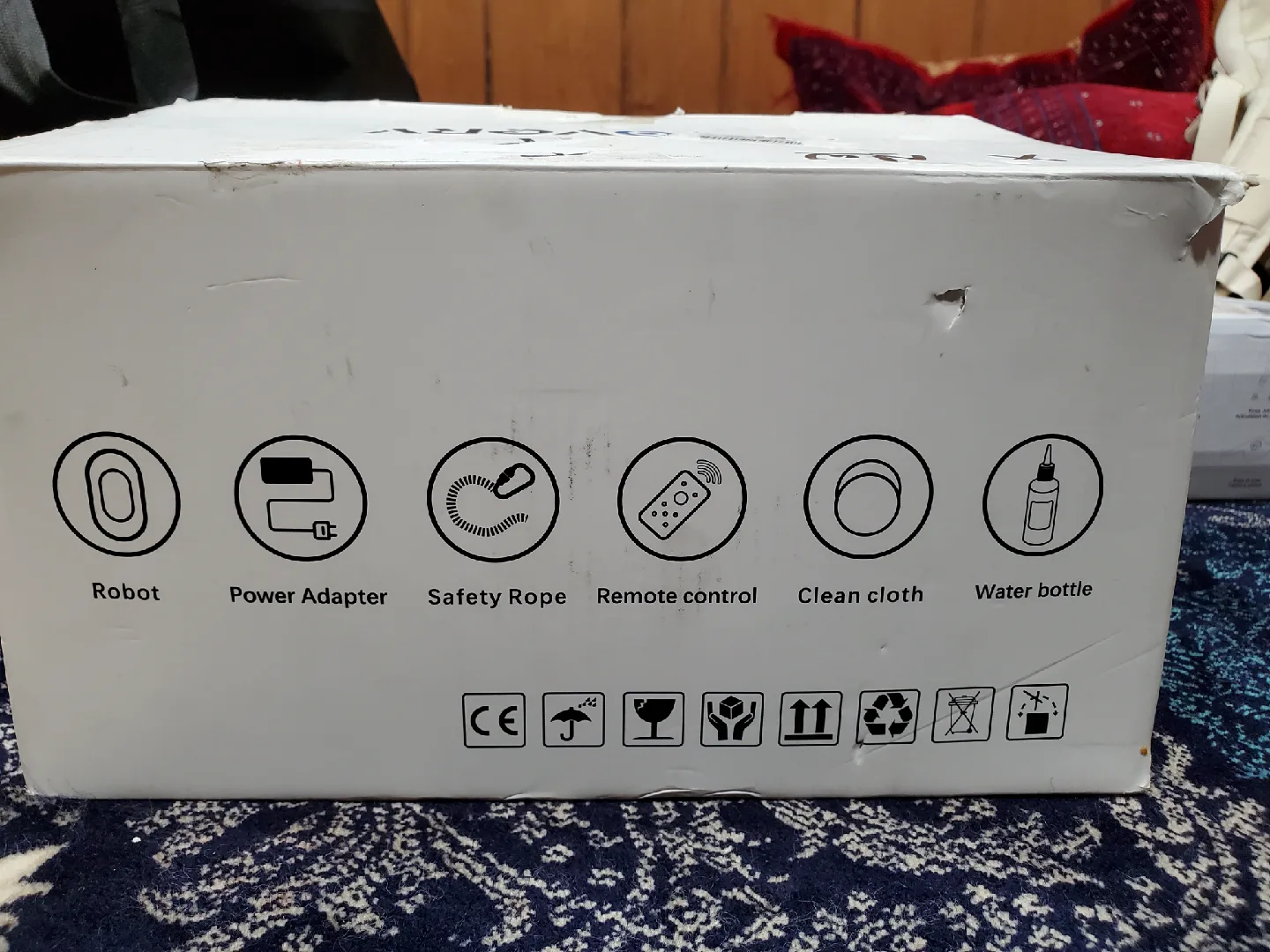 Chovery Window Cleaning Robot - Like New! image indicator(2)