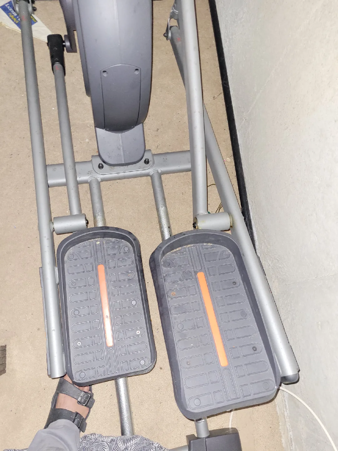 AFG 5.7AE Elliptical - Great Condition! image indicator(2)