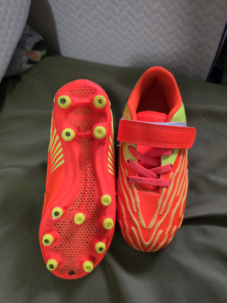 Kids' Red & Yellow Soccer Cleats size 10 - photo 2