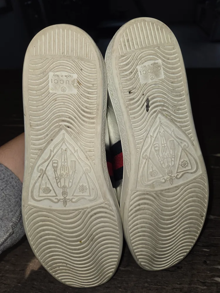 Gucci Metallic Silver Sneakers, Size 9 image indicator(4)