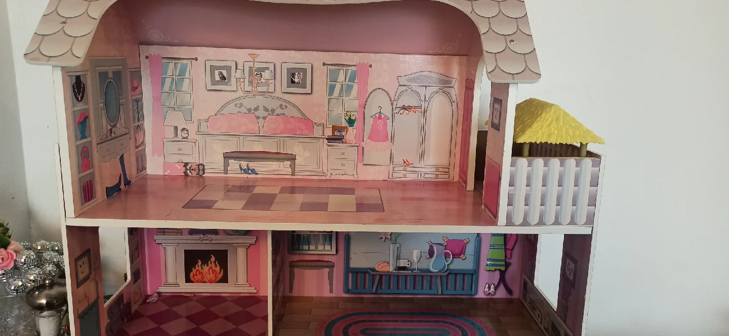 Pink Dollhouse...No furniture - 28 Inch image indicator(3)