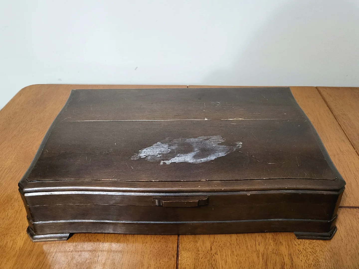 1920's Vintage Silverware Set in Wooden Box image indicator(3)