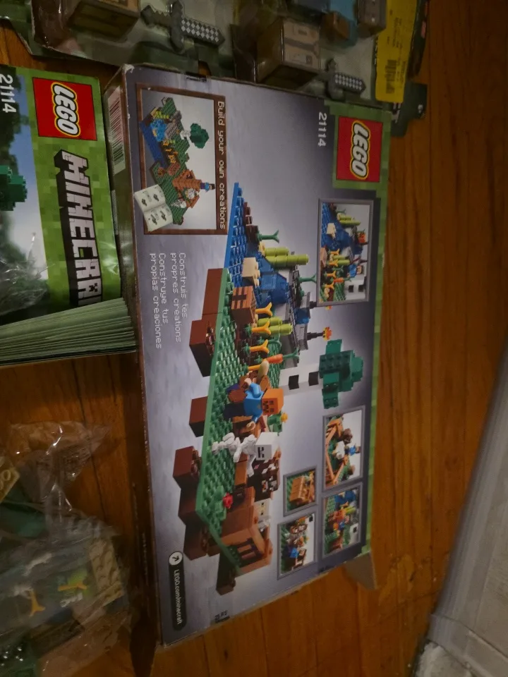 LEGO Minecraft 21114 The Farm + Steve Action Figures image indicator(2)