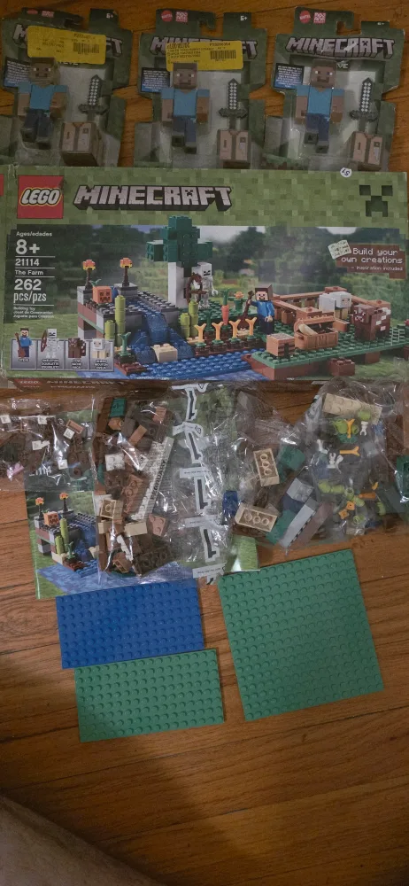 LEGO Minecraft 21114 The Farm + Steve Action Figures image indicator(8)