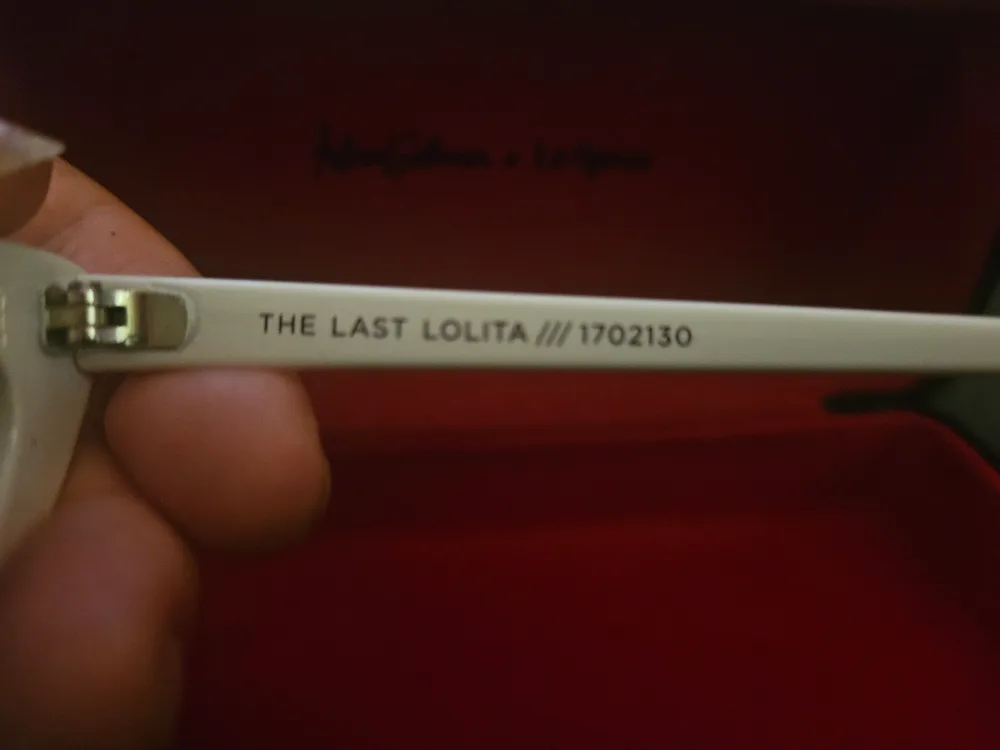 last Lolita sunglasses image indicator(2)