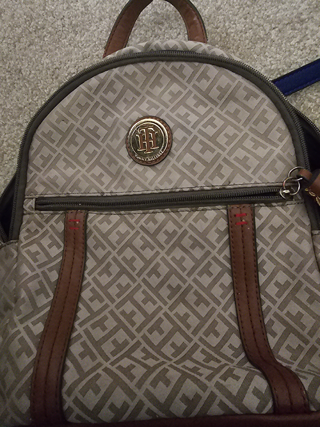 Tommy Hilfiger Backpack & Michael Kors Bag - photo 2