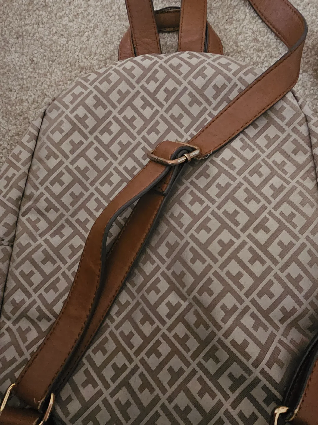 Tommy Hilfiger Backpack & Michael Kors Bag image indicator(4)