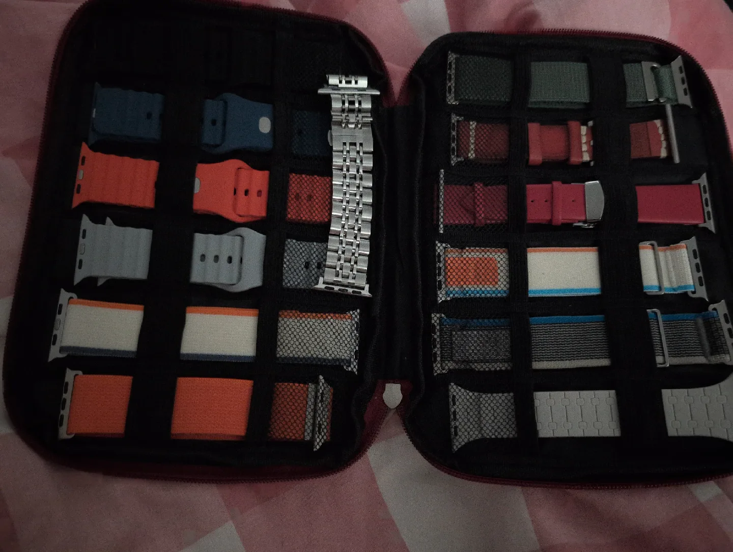 Apple Watch Ultra 2 Titanium Band 49mm - New image indicator(10)