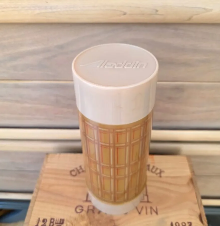 Vintage Plaid Vacuum Aladdin Thermos image indicator(2)