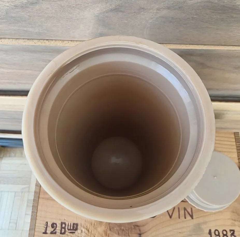 Vintage Plaid Vacuum Aladdin Thermos image indicator(4)