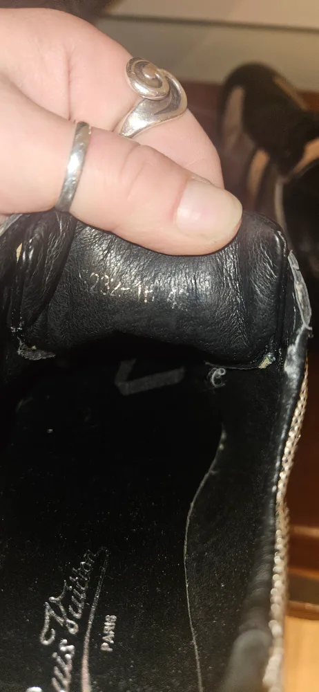 Louis Vuitton Men's Sneakers image indicator(8)