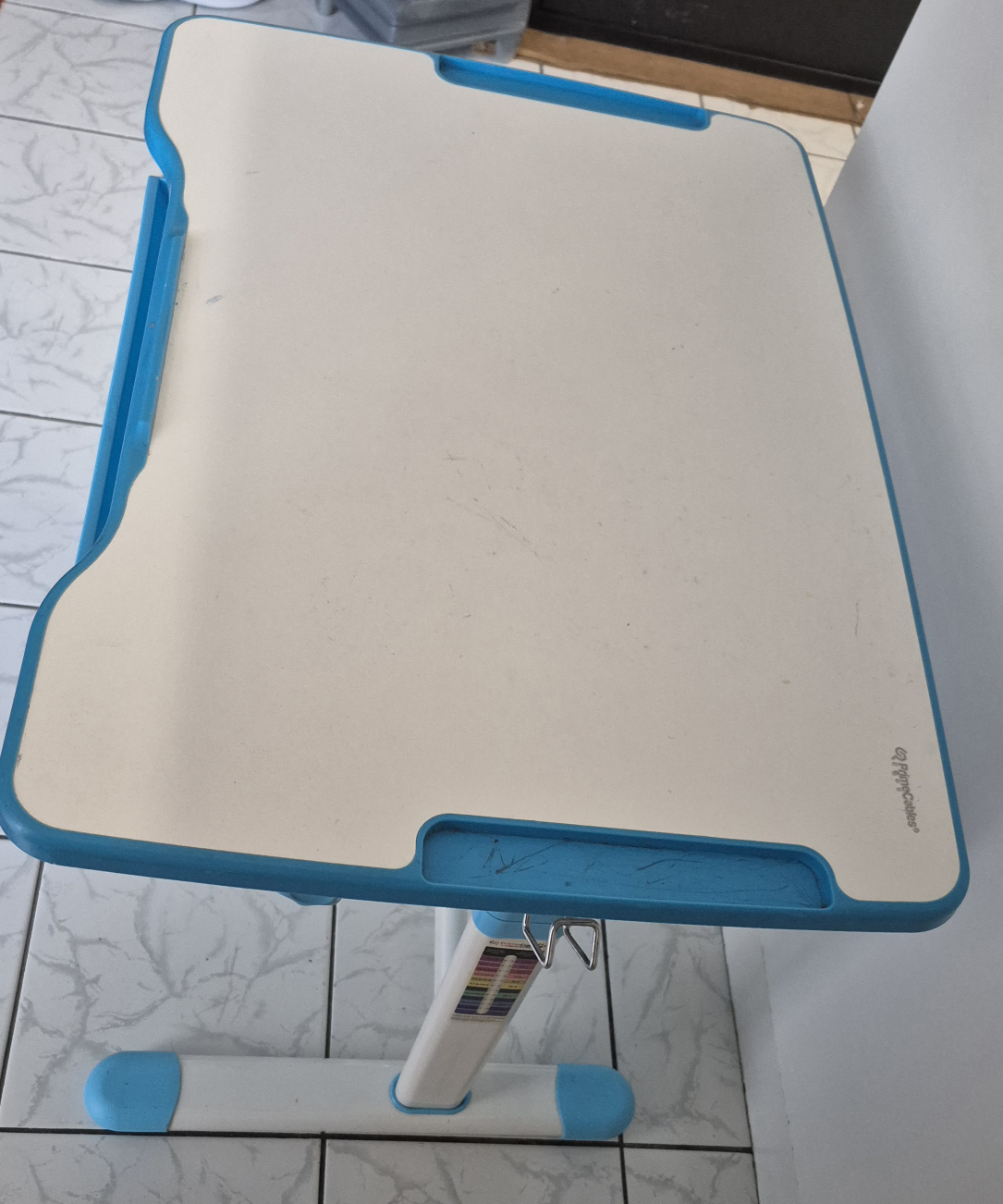 Adjustable Kids Desk - White & Blue - photo 3
