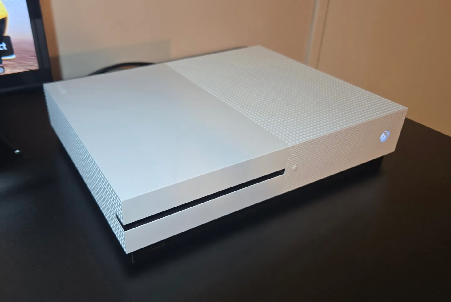 XBOX ONE S + FORZA HORIZON 2 / CLEAN + READY TO PLAY image indicator(2)