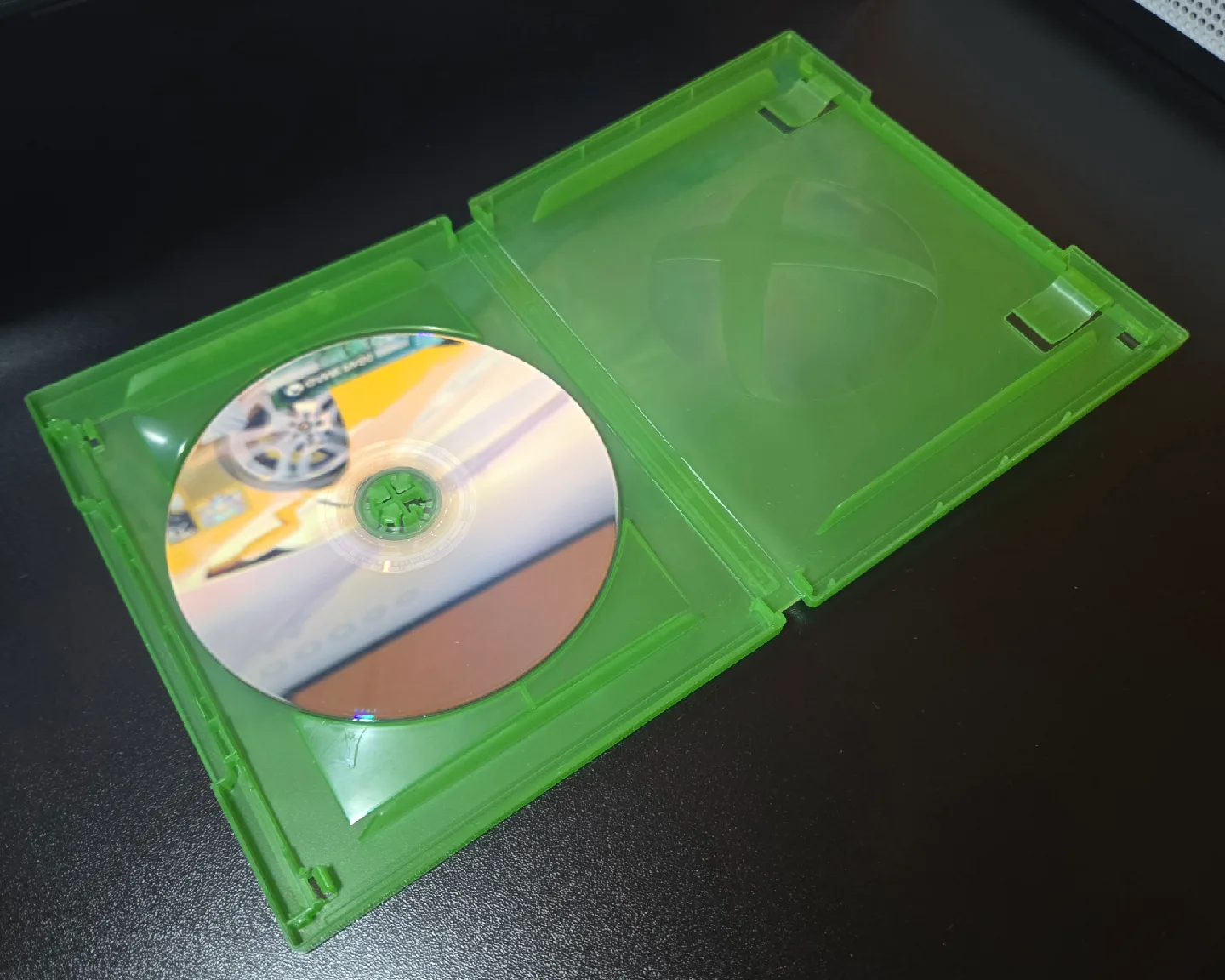 XBOX ONE S + FORZA HORIZON 2 / CLEAN + READY TO PLAY image indicator(5)