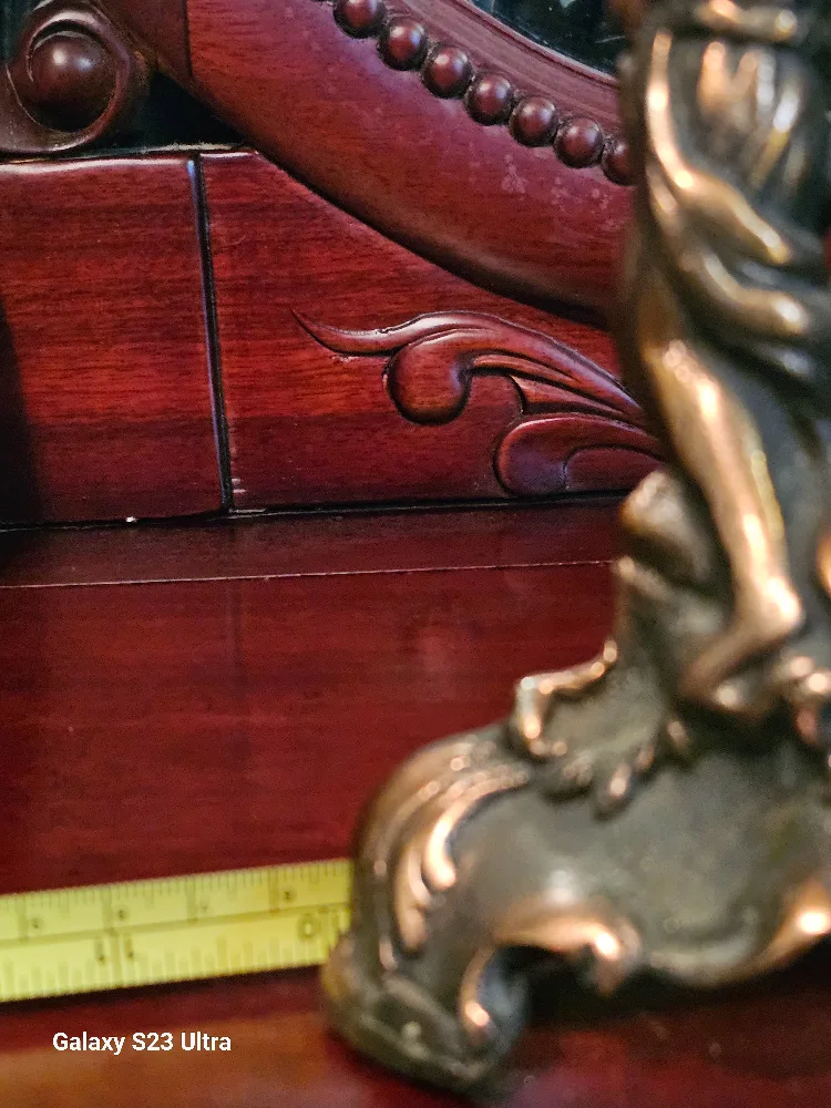 Ornate Vintage Table Clock - Bronze image indicator(9)