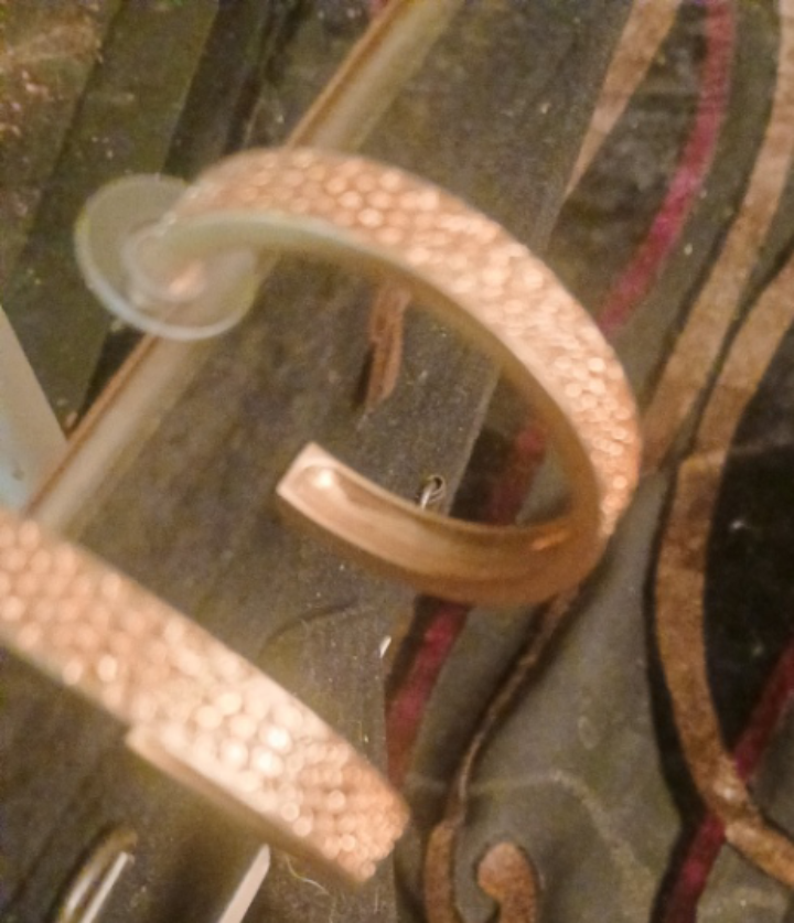 St.john's vintage  Gold Tone Hoop Earrings - photo 3