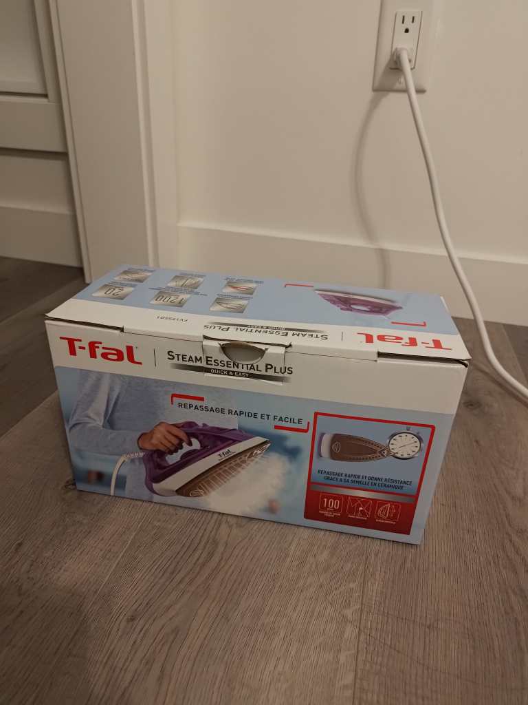 T-fal Steam Essential Plus Iron - Like New! - photo 4