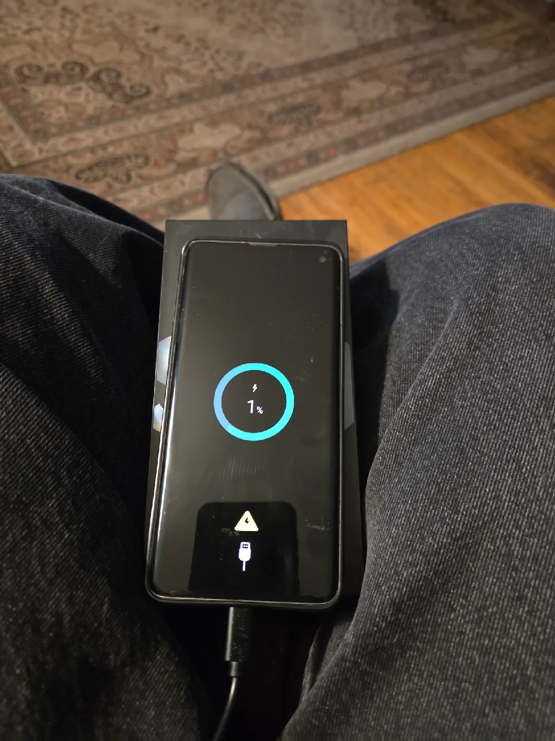 Samsung Galaxy S10 8GB & 128GB  - Prism Black image indicator(2)