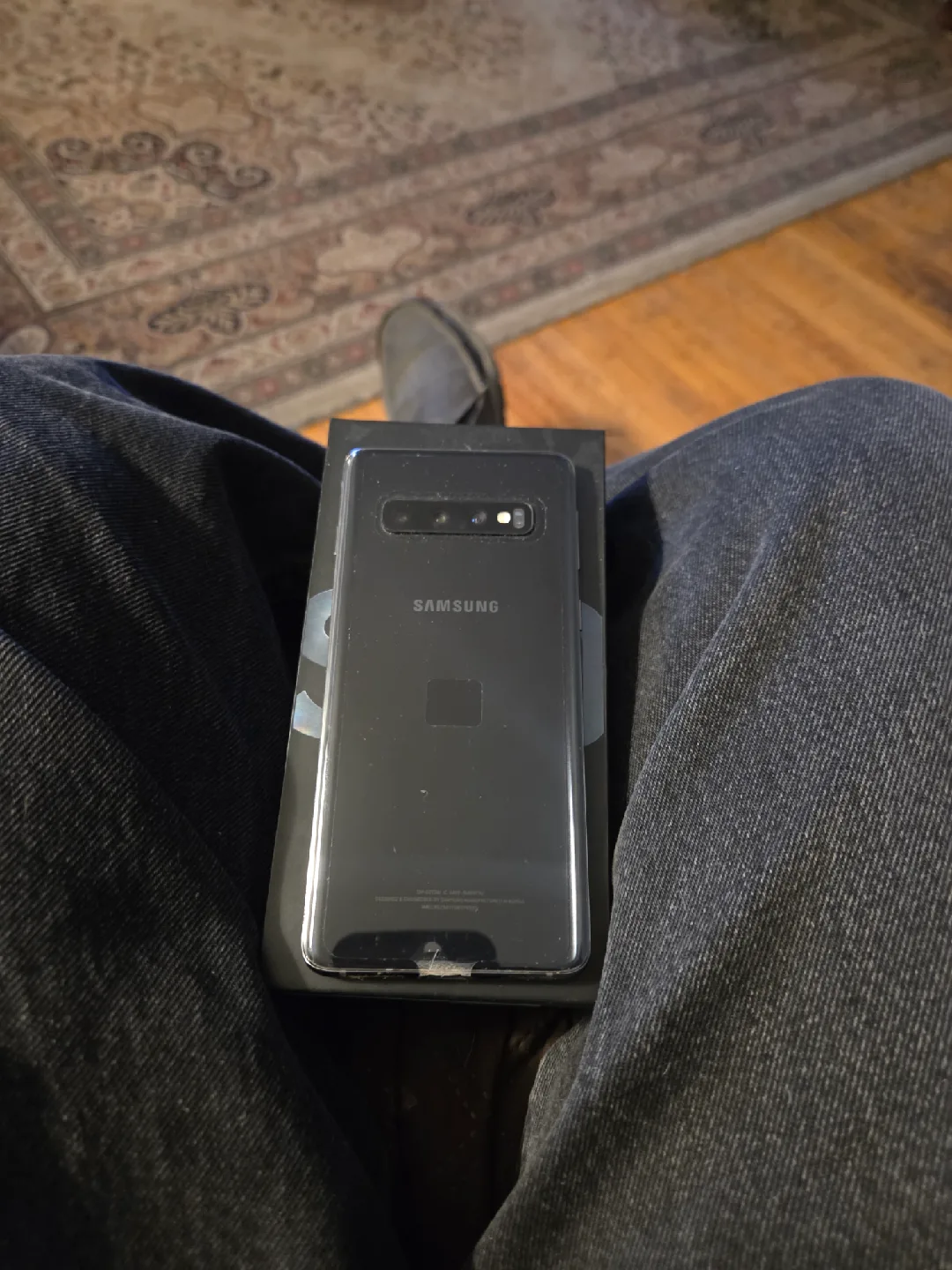 Samsung Galaxy S10 8GB & 128GB  - Prism Black image indicator(3)