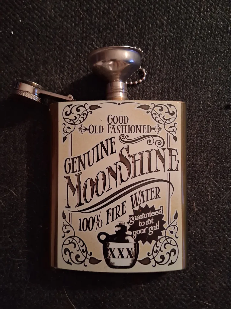 Genuine Moonshine Hip Flask image indicator(3)