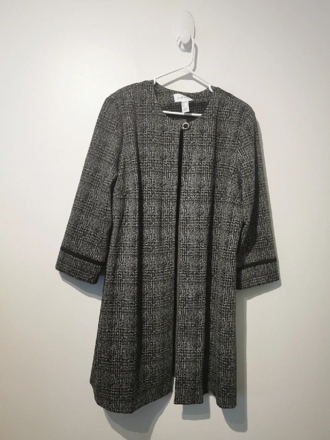 Joseph Ribkoff Jacket - Size CAN/US 22 image indicator(2)