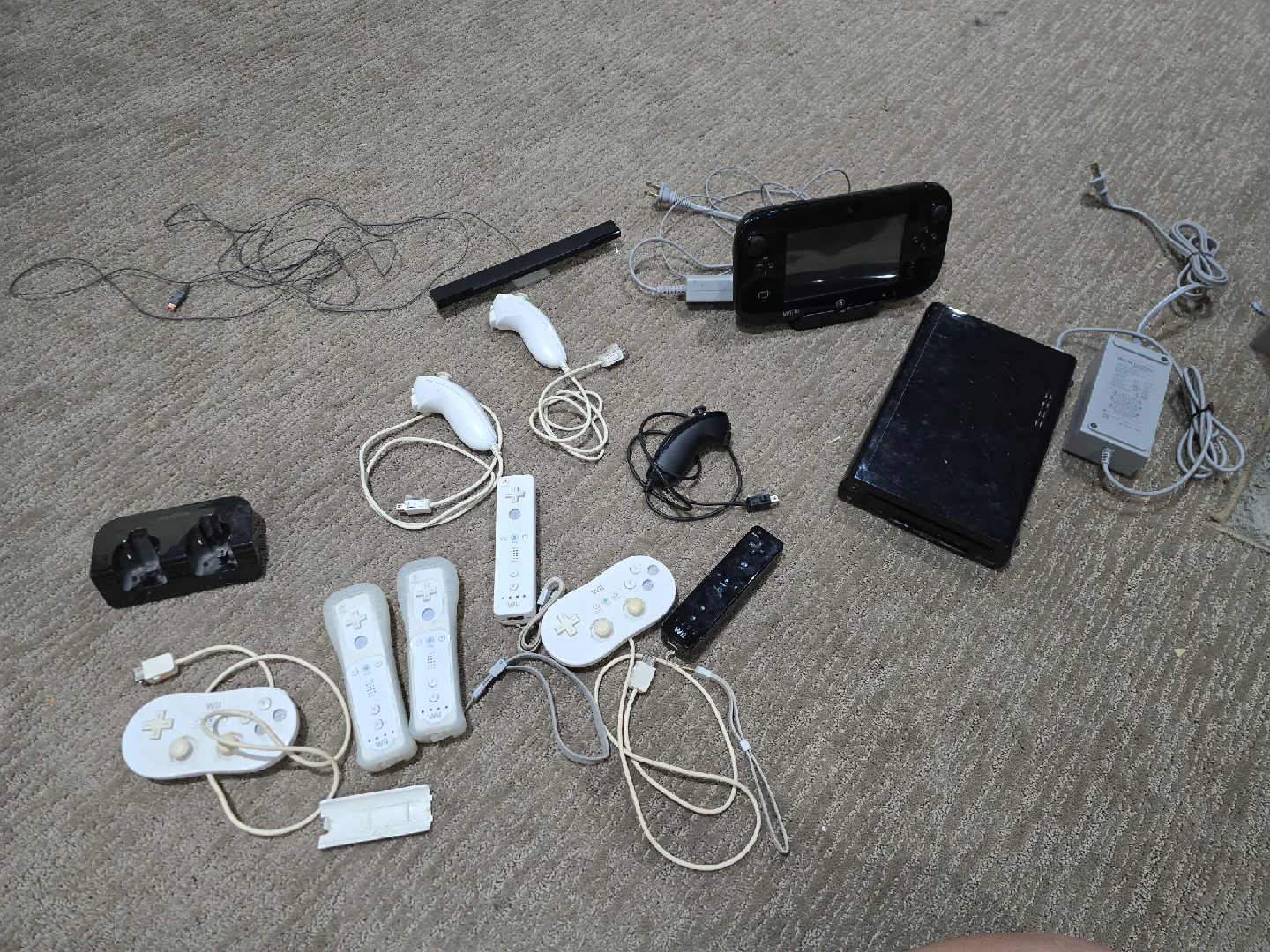 Nintendo Wii U Console & Accessories