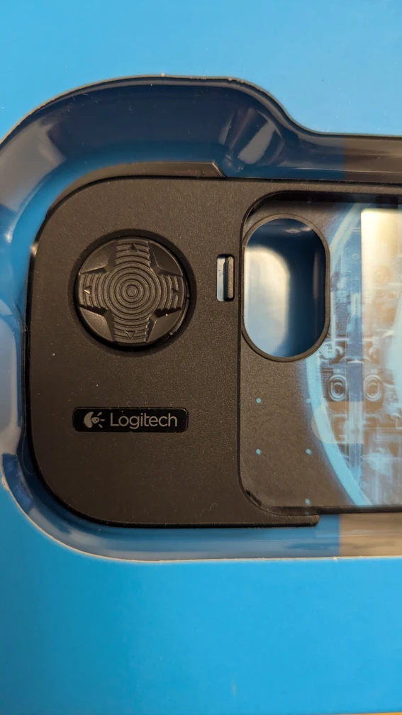 Logitech Powershell Controller + Battery for iPod/iPhone - photo 4