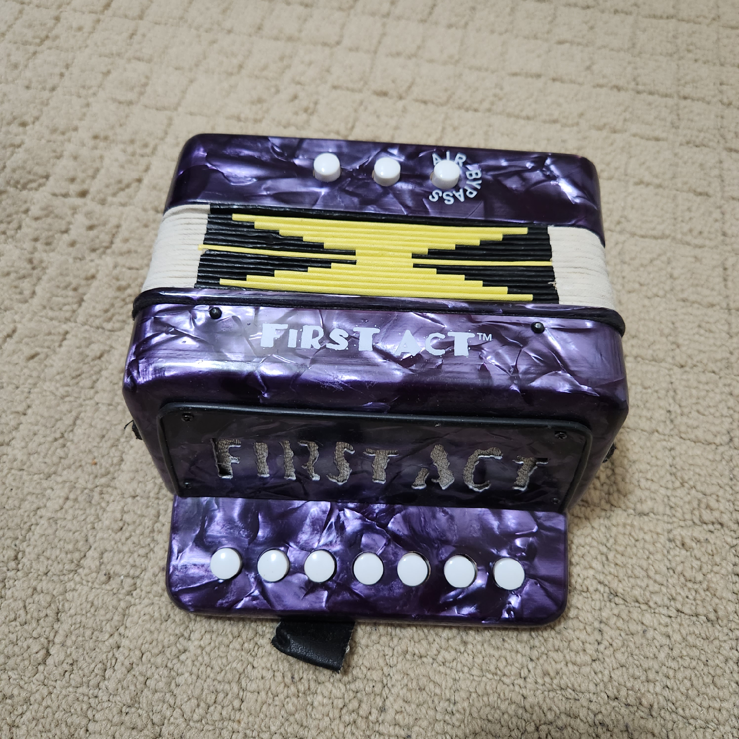 First Act Accordion - Purple - photo 3