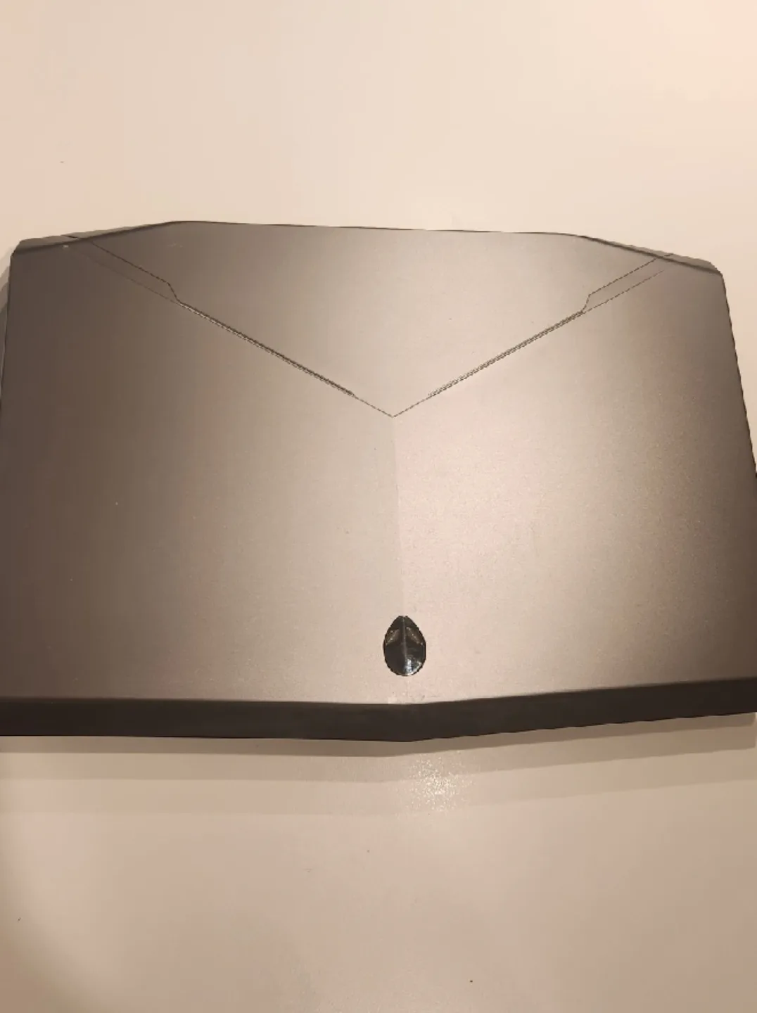 Alienware 17 Gaming Laptop thumbnail