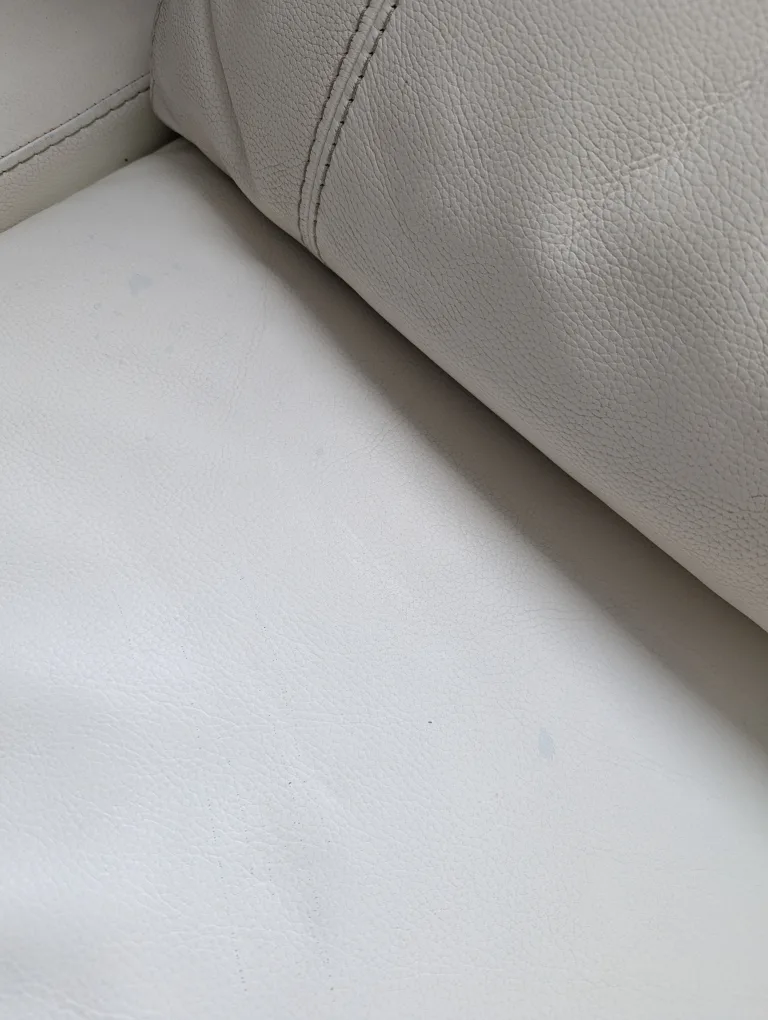 White Leather Power Reclining Sofa image indicator(7)