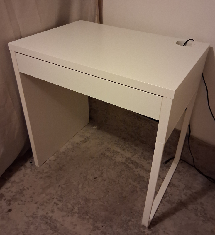 IKEA MICKE White Desk - photo 3