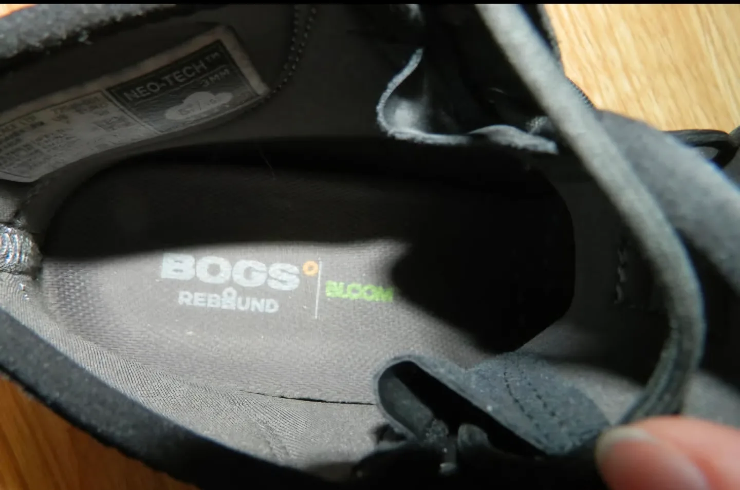 Bogs Rebound Bloom Black Boots - Size 7..like new image indicator(3)