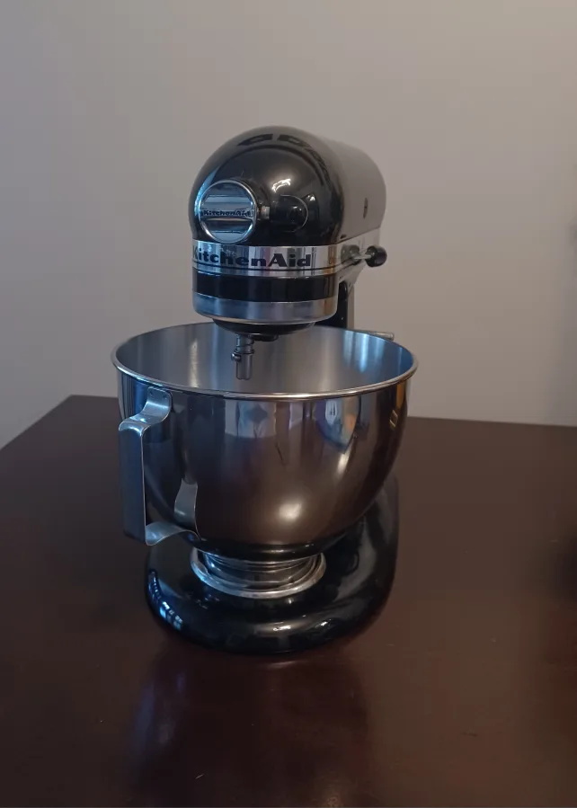 KitchenAid Ultra Power Stand Mixer - Black image indicator(2)