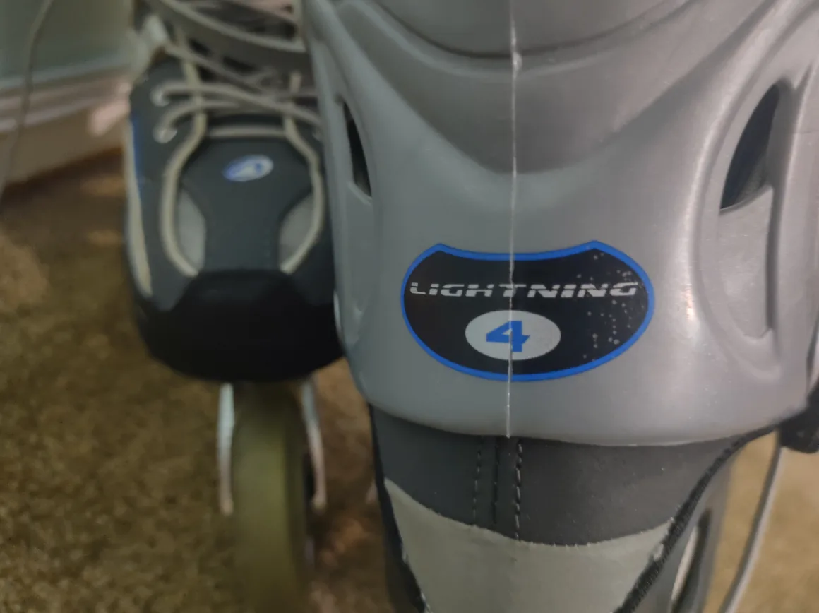 Rollerblade Inline Skates - Men US Size 9 image indicator(6)