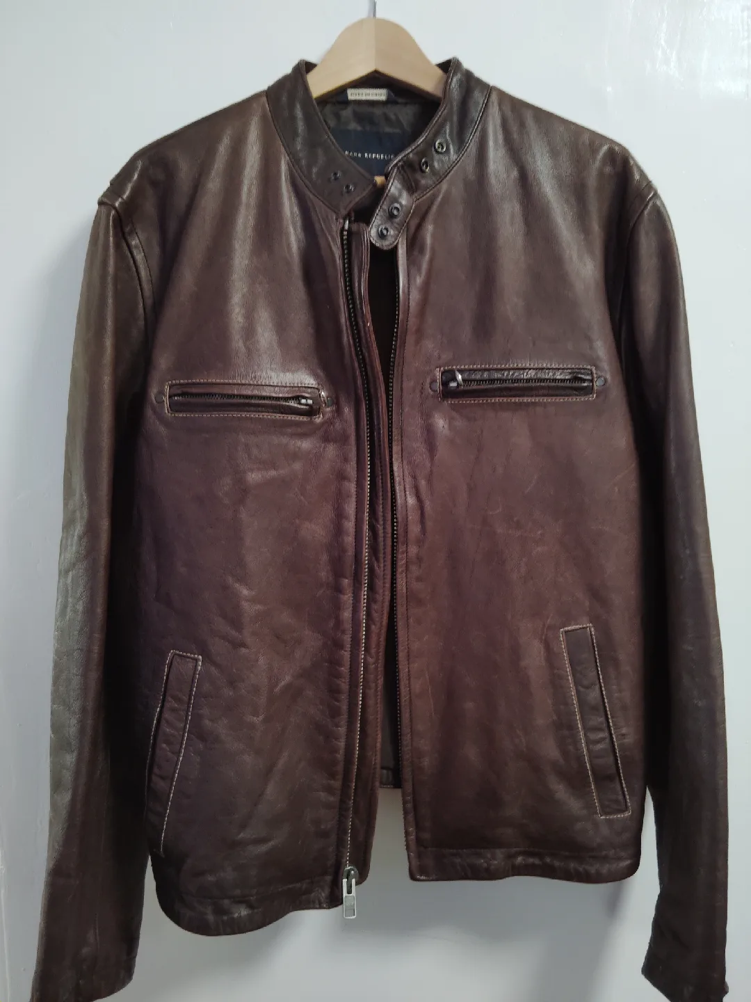 Banana Republic Leather Jacket, Size L image indicator(2)