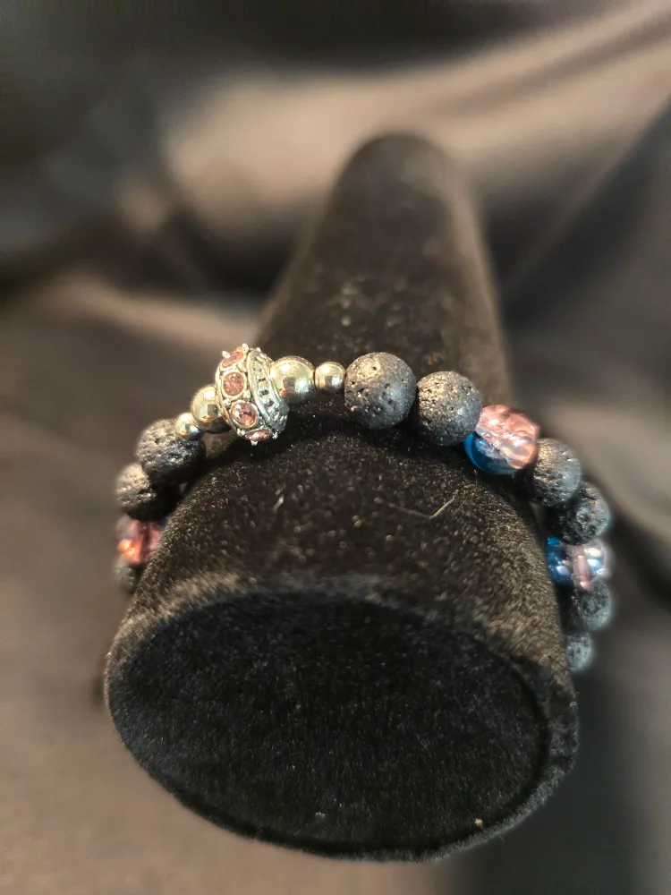 Handmade Beaded Bracelet Set - Blue, Pink, Black image indicator(4)