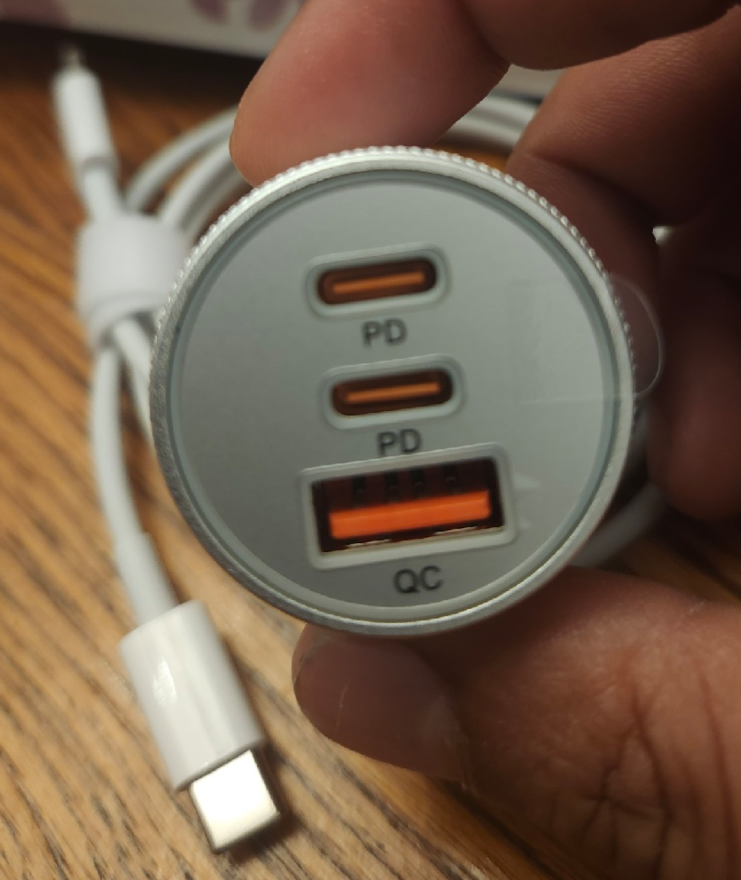 USB Car Fast Charger with USB-C - photo 2
