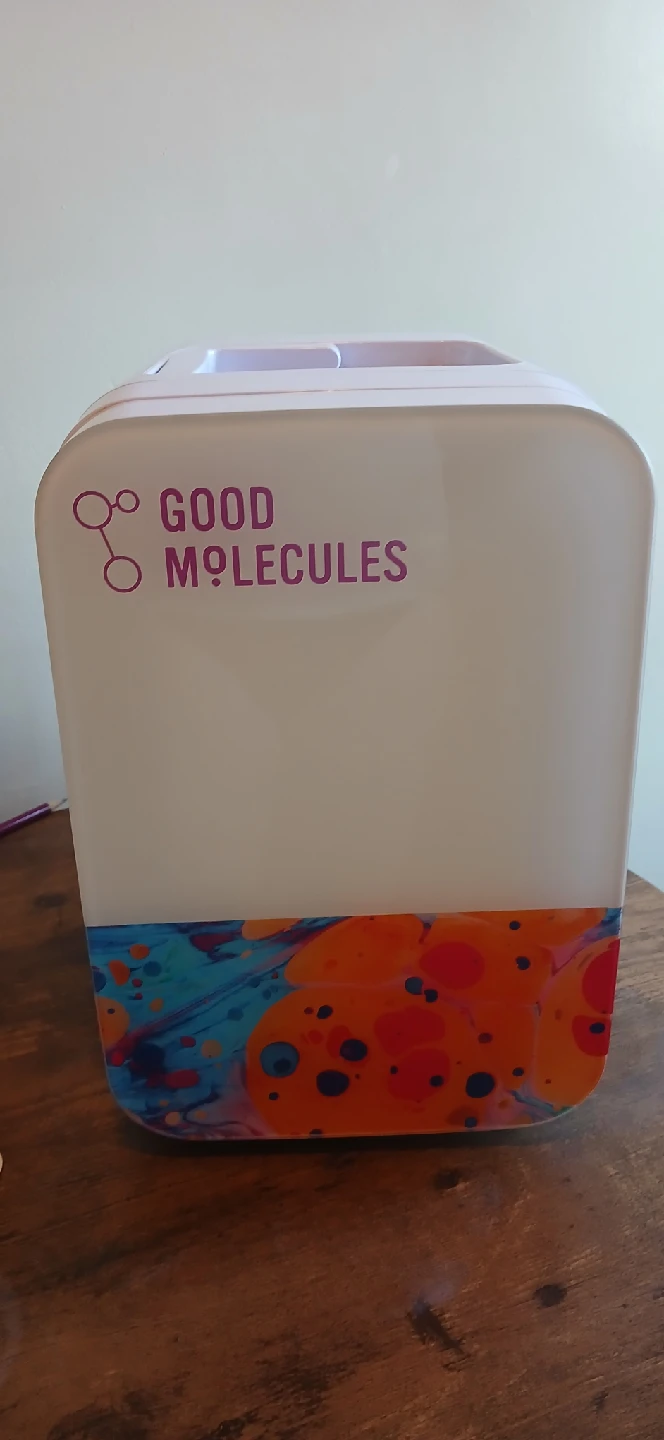 GOOD MOLECULES Limited Edition AC/DC Mini Fridge Cooler/Warmer