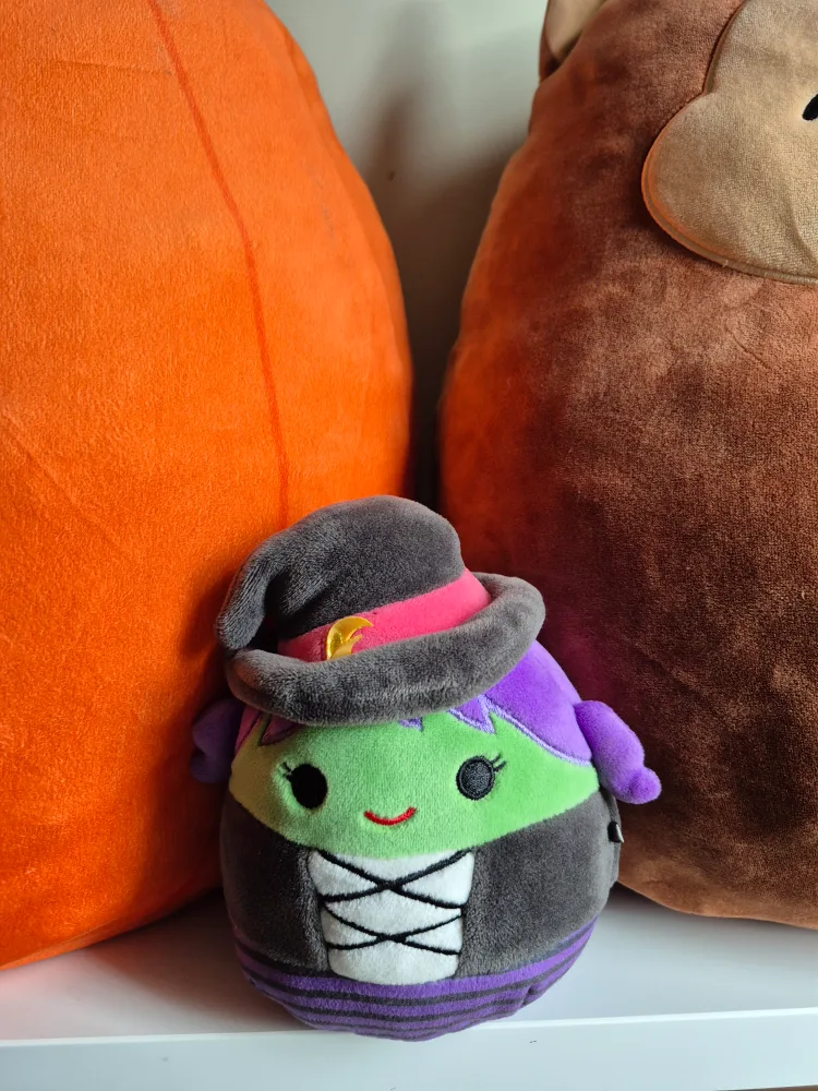 Halloween Squishmallows Plushies image indicator(7)