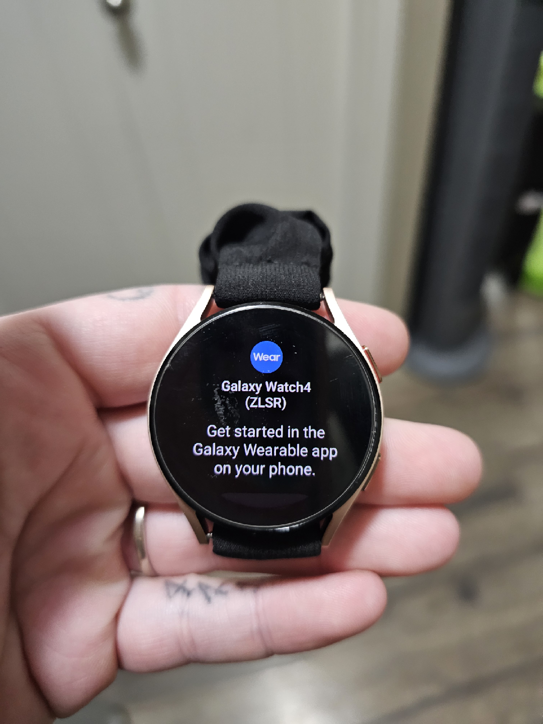 Samsung Galaxy Watch4 (ZLSR)