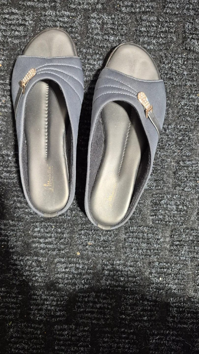 Manolita Grey Slides Size 40 image indicator(6)