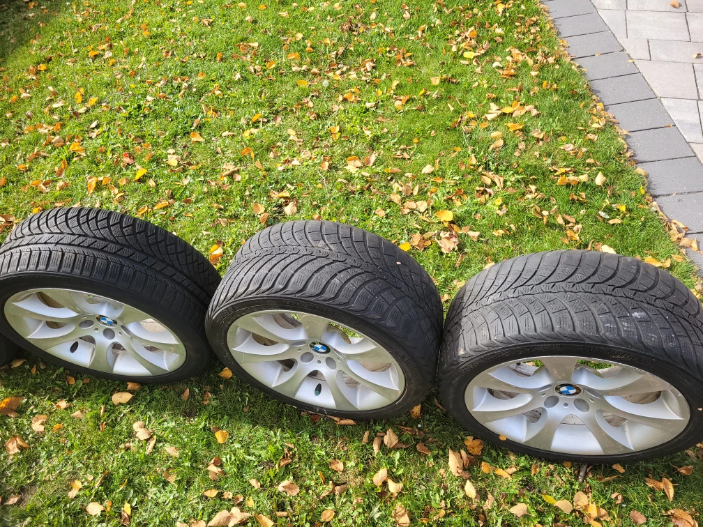 Kumho & BMW Rims - Tire Set - photo 2