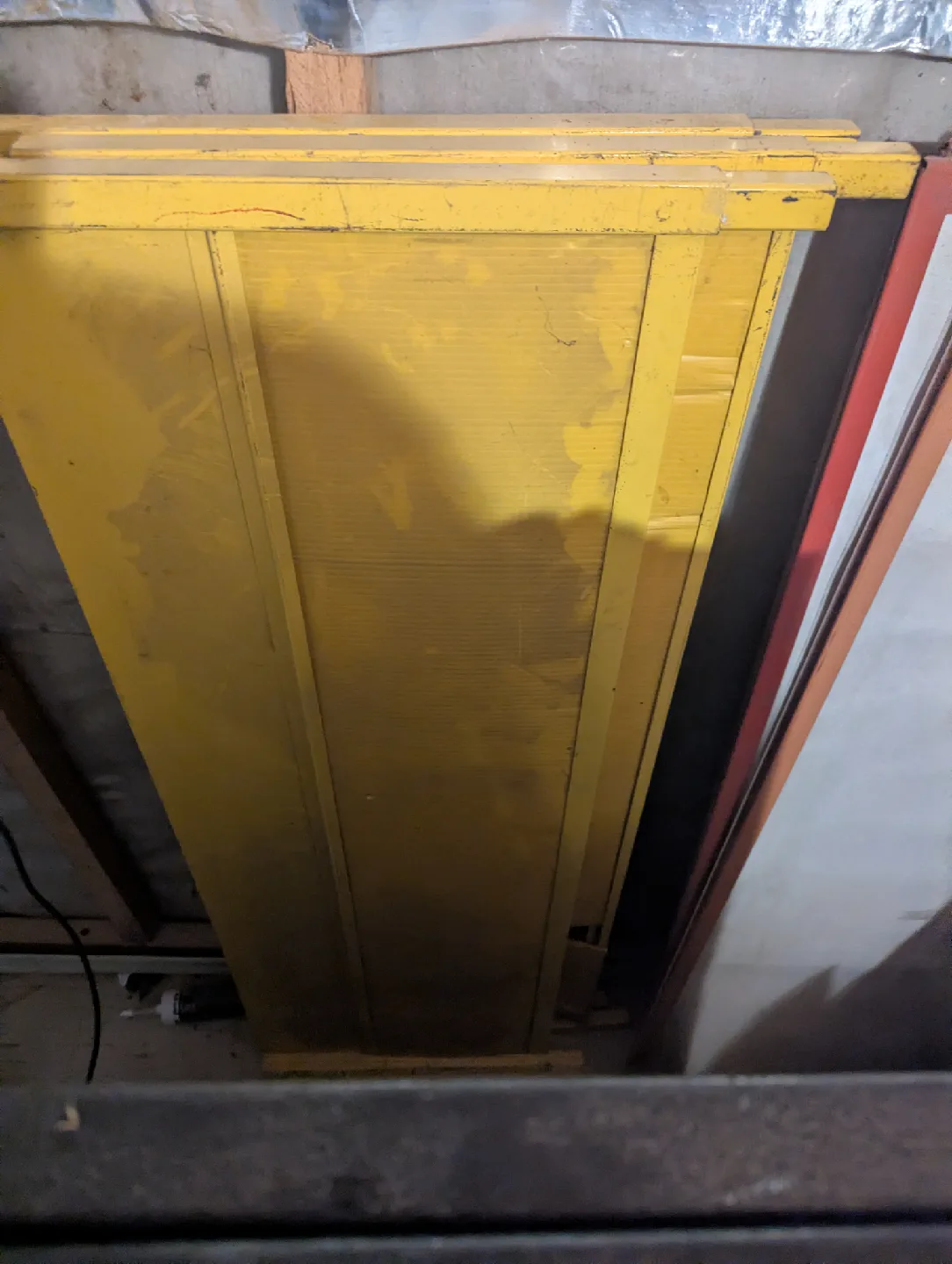 Wall Mounted Shelving Unit Slot 6 panels image indicator(3)