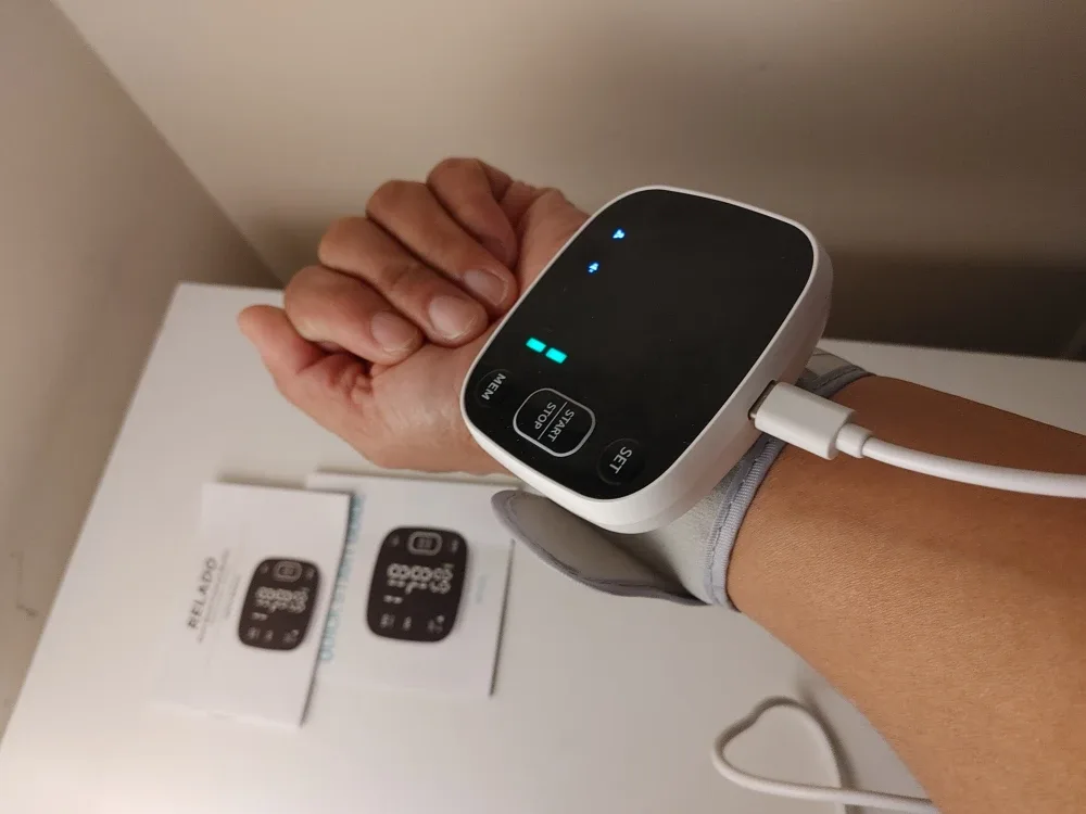 Wrist Blood Pressure Monitor - Like New! image indicator(6)