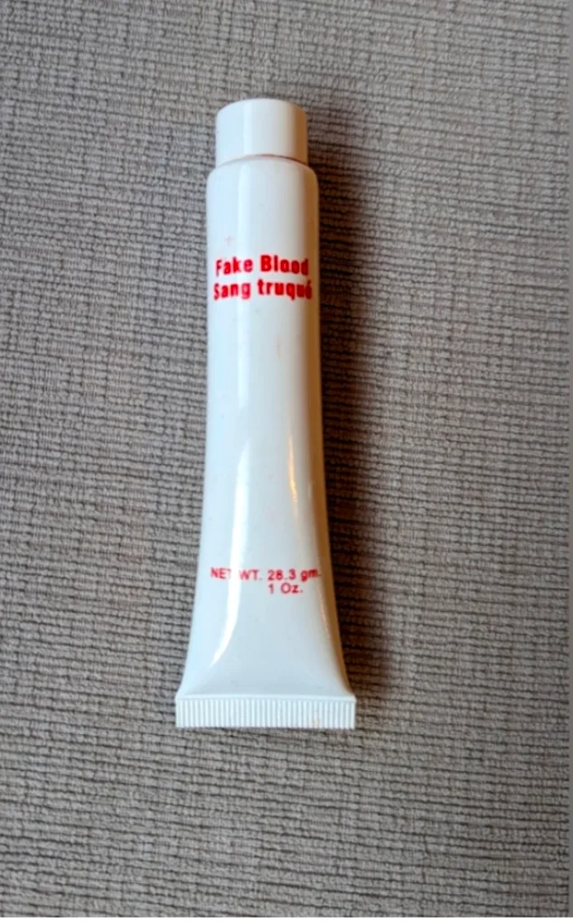 Fake Blood - 28.3g / 1oz (Halloween) thumbnail