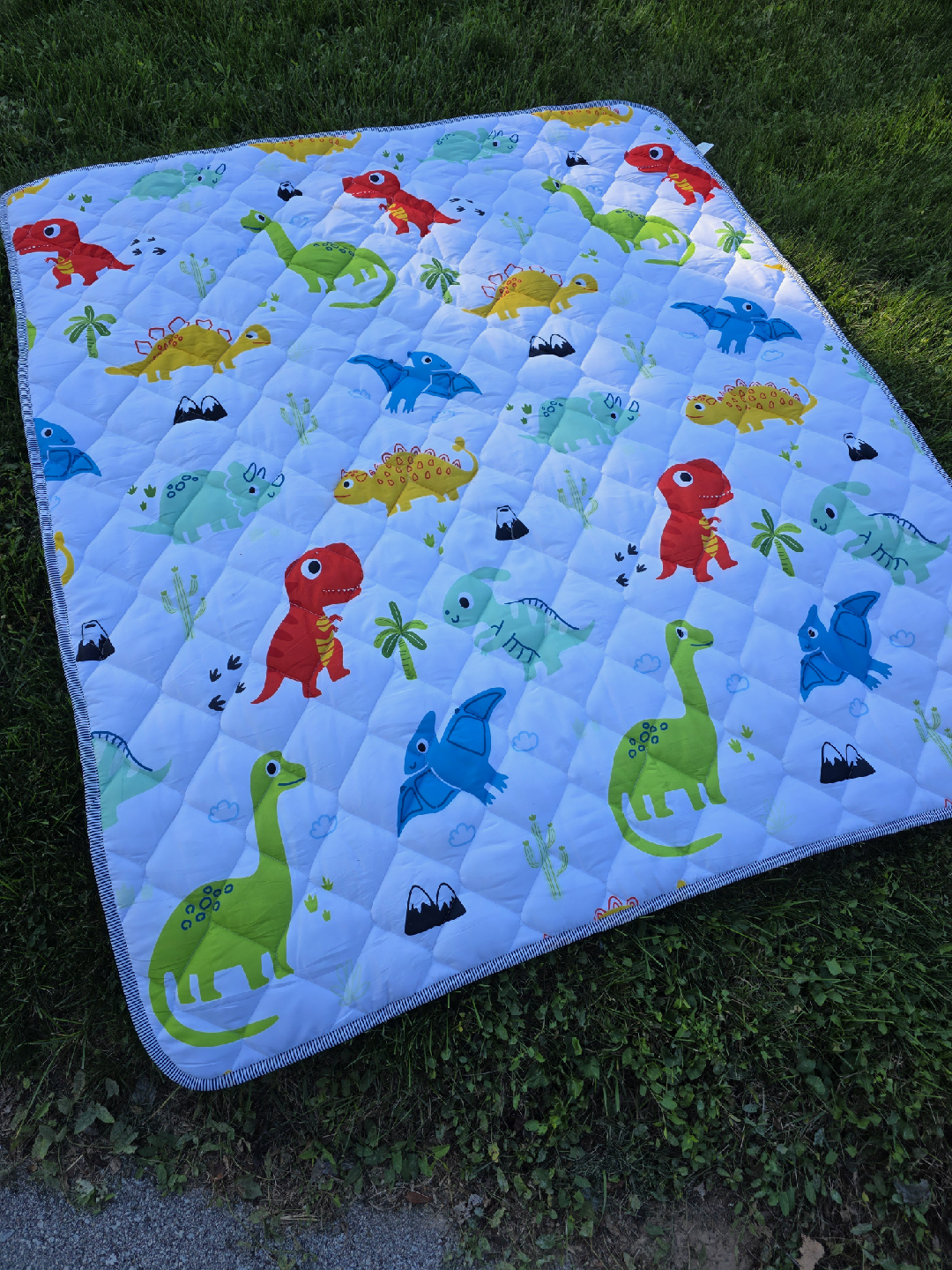 Dinosaur Print Quilted Baby Play Mat - photo 2