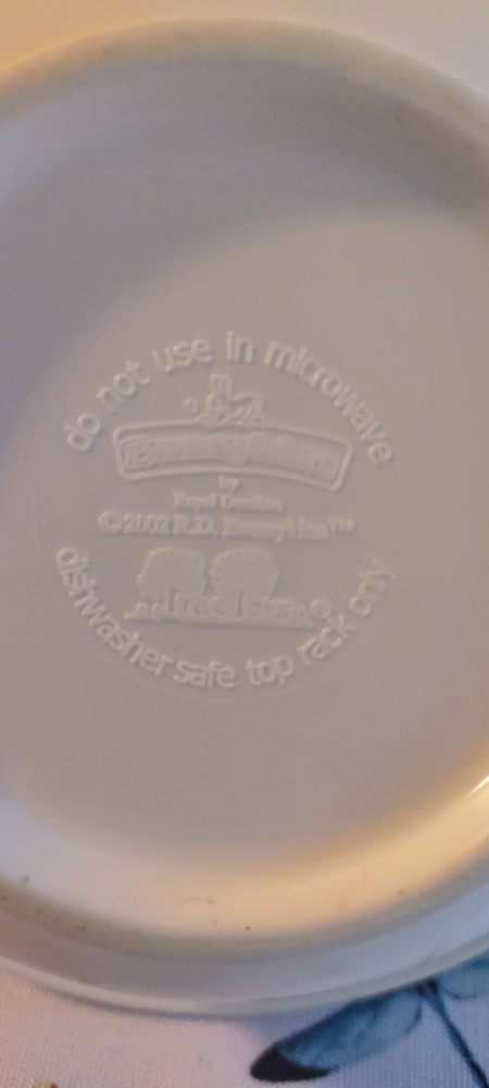 Royal Doulton Bunnykins Bowl (hard plastic) - photo 2