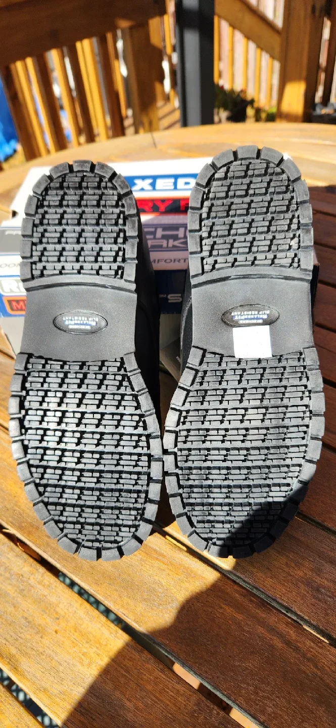 New Skechers Relaxed Fit Work Shoes Extra Wide image indicator(4)