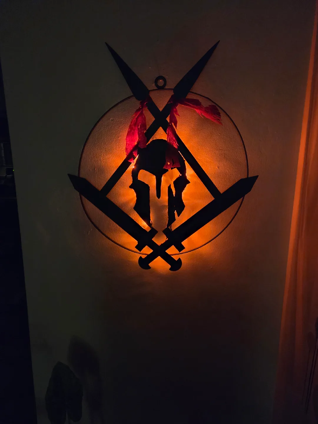 Metal Spartan Helmet Wall Art image indicator(2)