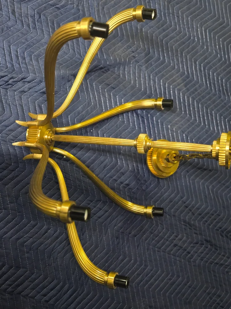 visual Confort chandelier image indicator(2)